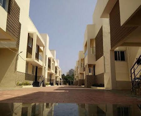 Siesta Prim Villa Siruseri Exterior photo
